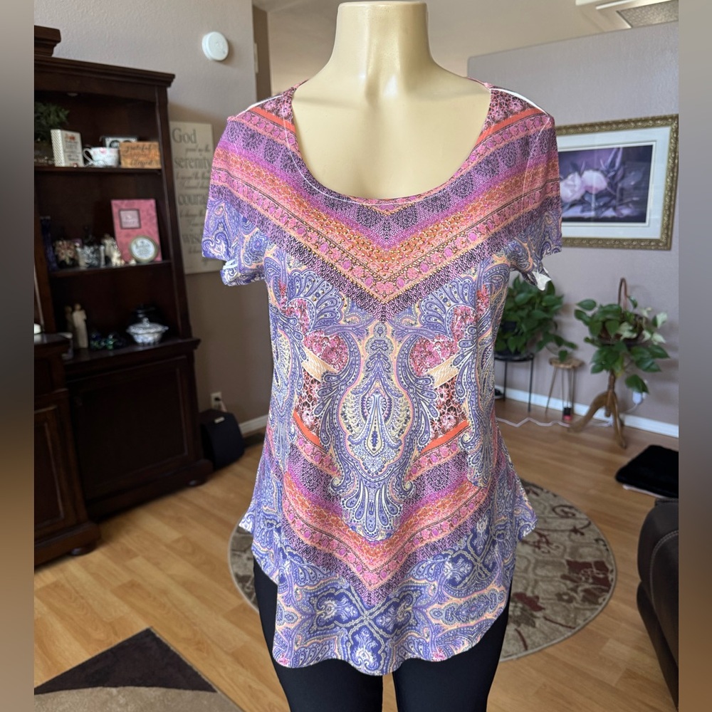 World Unity pink & purple paisley print short sleeve blouse-size M